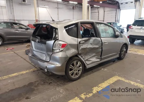 2009 Honda Fit Sport z USA, uszkodzony, nr VIN JHMGE884X9S072099